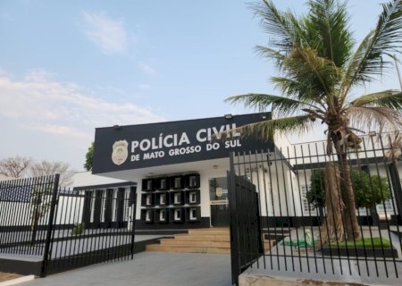 Mulher é encontrada morta com tiro no rosto, dentro de boca de fumo
