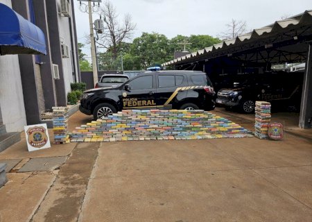 PF apreende mais de 400 kg de cocaína