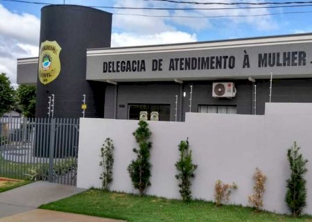 Nova Andradina: homem golpeia ex-esposa com canivete