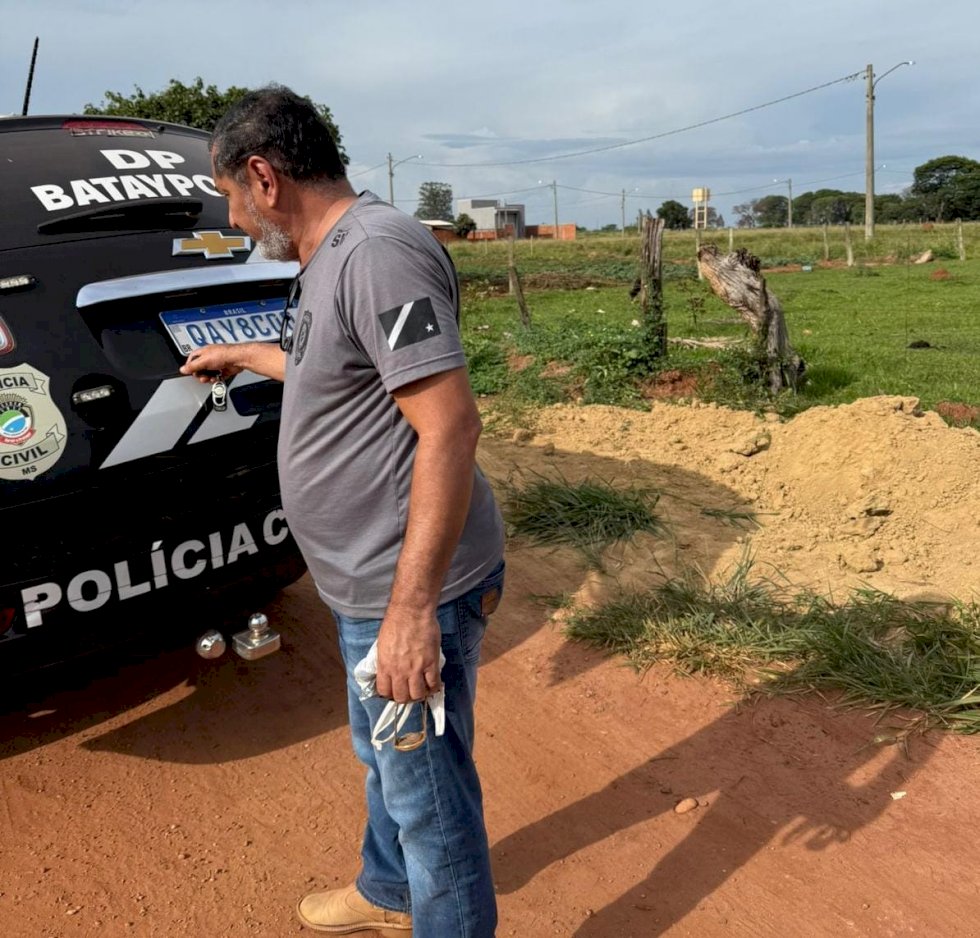 Batayporã - Polícia Civil prende em flagrante indivíduo de 25 anos por furto de jóias e recupera aproximadamente vinte e cinco mil reais
