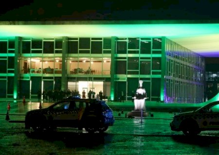 Após explosões na praça dos Três Poderes, ministros do STF mandam recado ao Congresso de que 'não haverá discussão sobre anistia'
