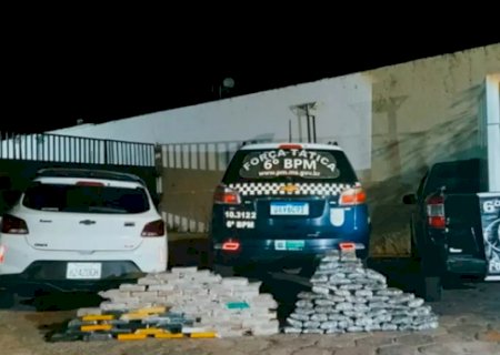 Picape que transportava geladeira escondia 100 quilos de droga