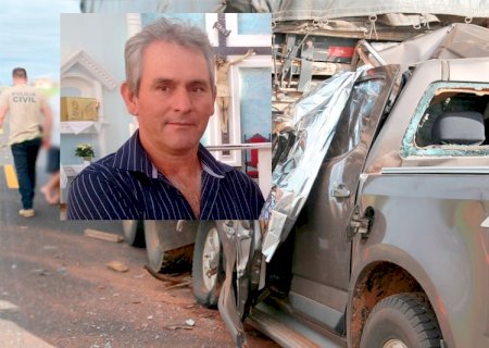 Homem morre em acidente entre caminhonete e carreta na MS - 306