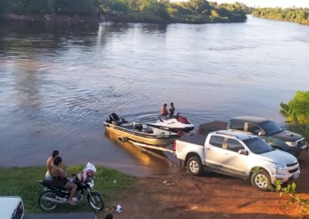 Homem desaparece ao salvar criança de afogamento no Rio Dourados, em Fátima do Sul