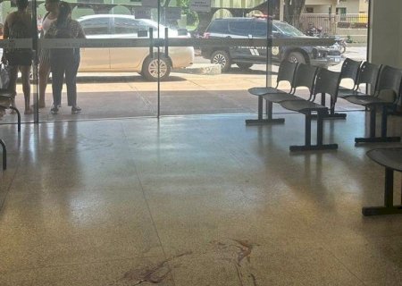 Médico esfaqueado em posto de saúde morre em Dourados