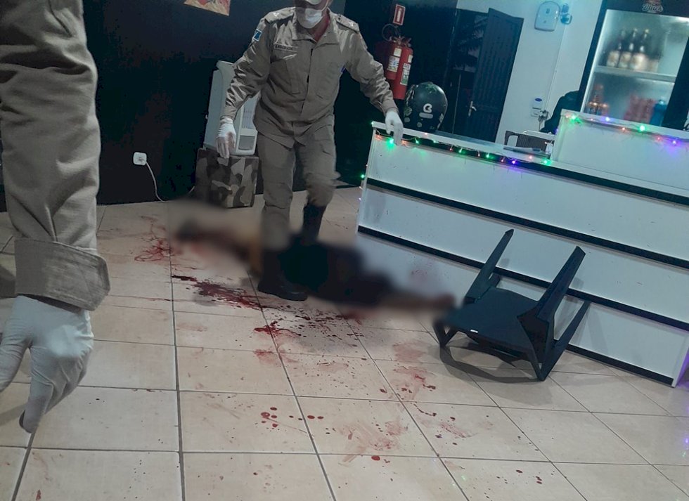 Rapaz é morto a golpes de facão em cidade no MS