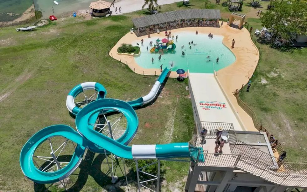 Criança de 1,20 metro morreu afogada em piscina kids com 40 cm de água