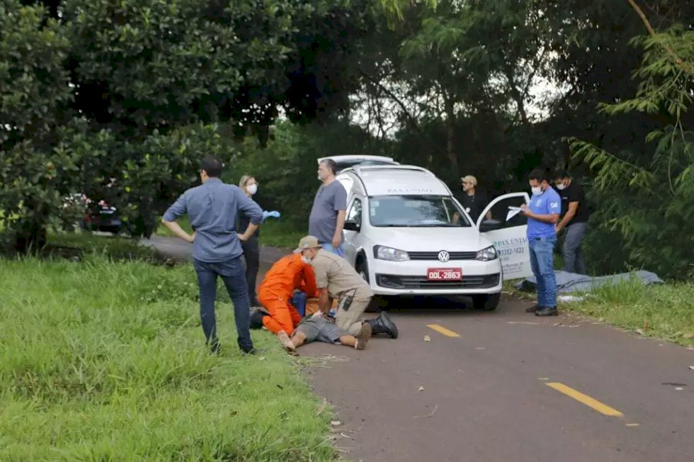 Ao identificar corpo de enteado, padrasto sofre parada cardíaca em avenida