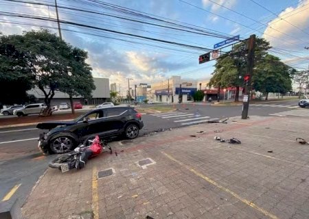 Motociclista é socorrido em estado grave após colisão e condutor de veículo é preso em flagrante