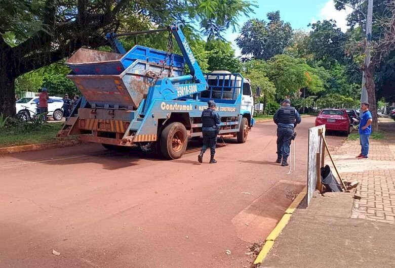 Idosa morre atropelada por caminhão ao sair de salão em Dourados