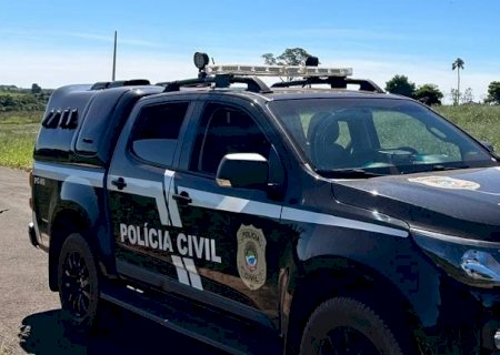 Homem é preso por perseguir e ameaçar ex-esposa com um canivete no local de trabalho