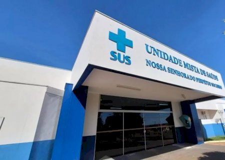 Homem é esfaqueado em bar e se nega a dizer quem foi o autor