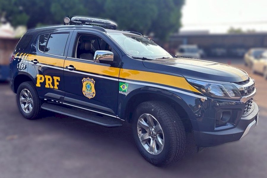 Mulher é presa com droga escondida em tanque de combustível de veículo na BR-267
