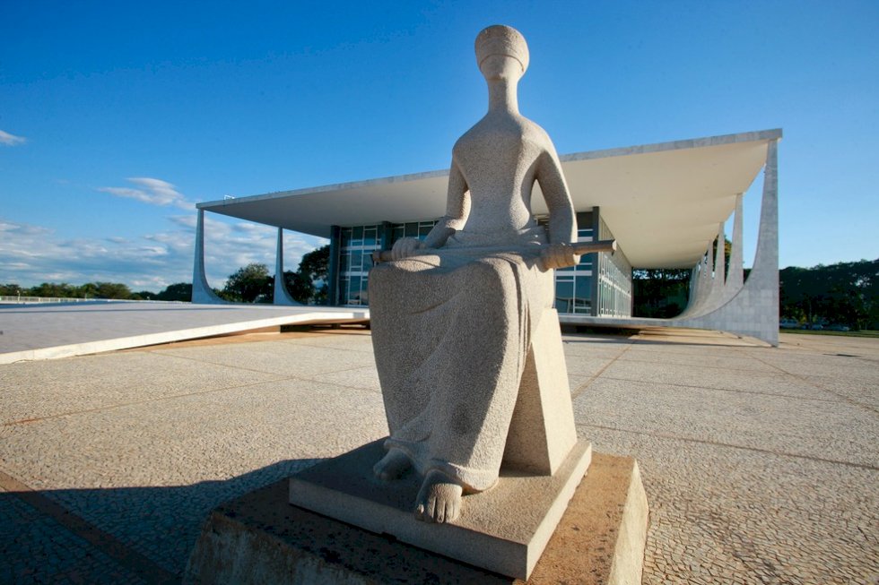 Ministros do STF apontam projeto de anistia como inconstitucional