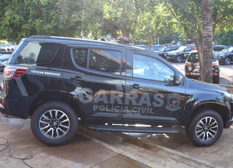 Polícia Civil prende três em flagrante por tráfico de drogas e associação para o tráfico de drogas