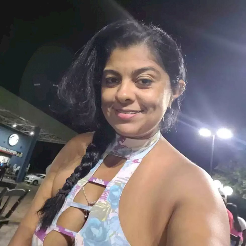 Mulher morre na rodovia após capotar carro ao voltar de banho em rio