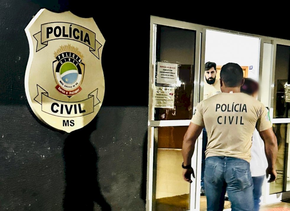 Polícia Civil desarticula ponto de tráfico de drogas em Bataguassu e prende mulher por associação ao tráfico envolvendo adolescentes