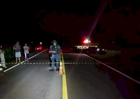 Motorista morre após invadir pista contrária para evitar batida em rodovia