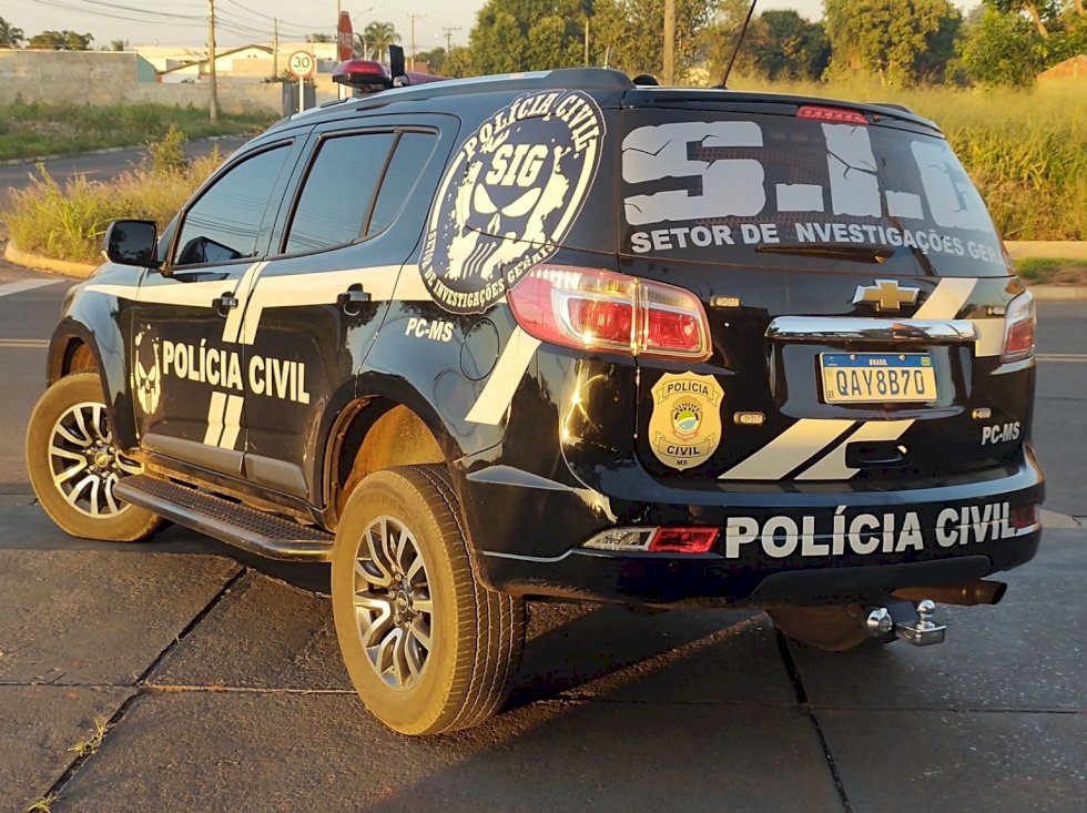 Polícia Civil prende homem condenado por fornecer bebidas alcoólicas, crack e maconha a menores