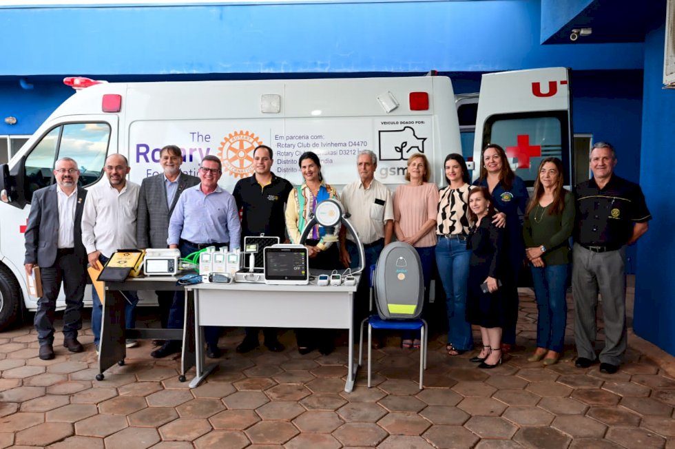 Município de Ivinhema recebeu ambulância UTI
