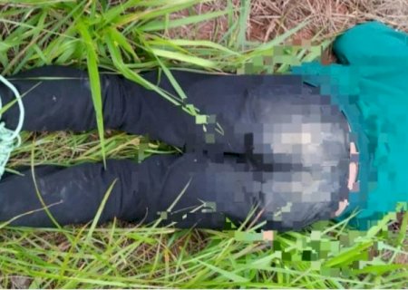 Corpo de homem com as pernas amarradas é encontrado em matagal na fronteira