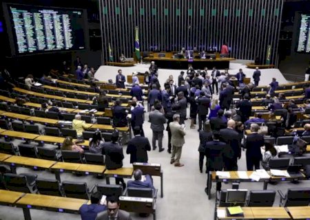 Câmara aprova projeto que amplia número de deputados federais