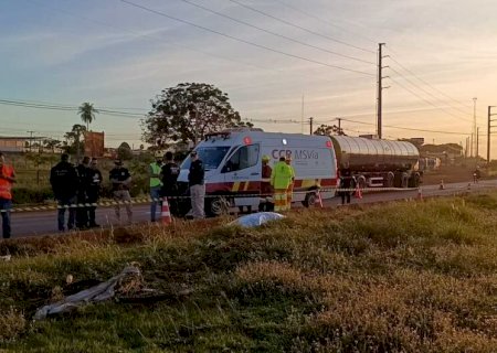 À polícia, motorista de ônibus diz que viu ciclista morto e comunicou fato à empresa