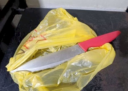 Homem tenta emboscar ex e o atual dela, é esfaqueado e vai parar no hospital