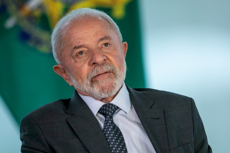 Lula alega \'contrariedade ao interesse público\' e inconstitucionalidade ao vetar projeto que aumenta o número de deputados