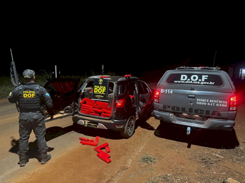 DOF apreende mais de 500 quilos de drogas que seguiam em carro roubado para o Mato Grosso