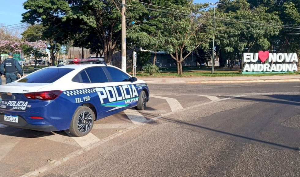 Polícia Militar conduz mulher à Delegacia por perturbação do sossego em Nova Andradina