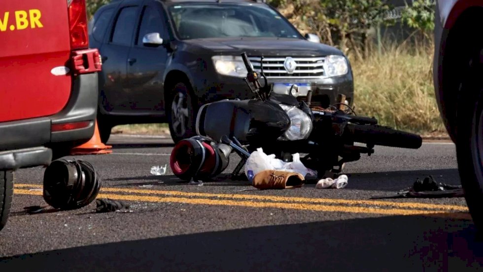 Motociclista sofre parada cardiorrespiratória após acidente na BR-163