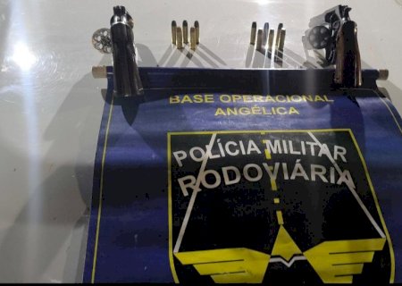 Angélica - PMR libera vítima de sequestro e prende em flagrante autores