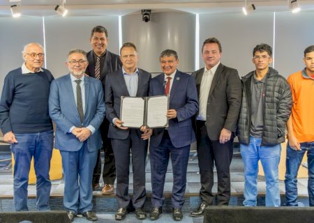 JBS firma convênio com o governo federal para oferta de emprego a beneficiários do Bolsa Família