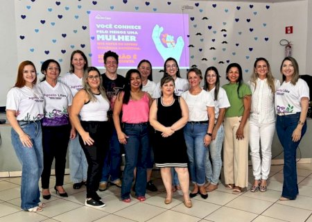Profissionais de beleza de Angélica participam de roda de conversa sobre o combate à violência doméstica