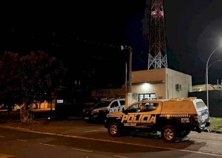 Com bebê no colo, jovem é agredida pelo ex-namorado