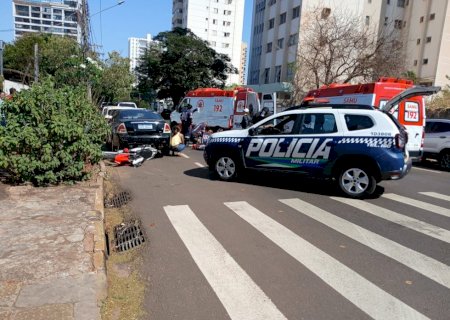 Assessor parlamentar morre em acidente com caminhonete no centro