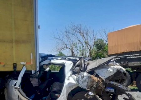 Acidente envolvendo quatro veículos deixa uma vítima fatal na BR -163