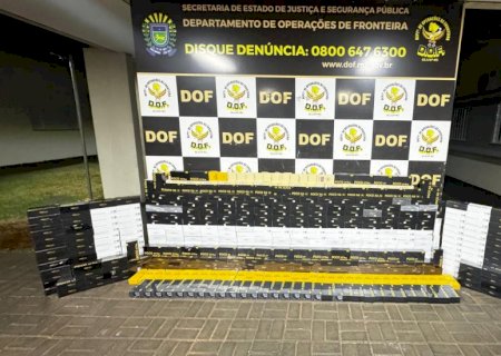 DOF apreende quase 500 celulares em compartimentos ocultos de carreta bitrem