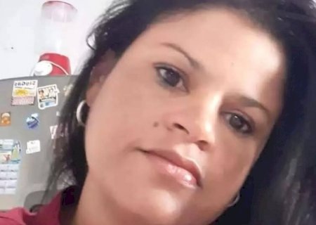 Garupa de moto morre após ser arremessada em acidente contra carro