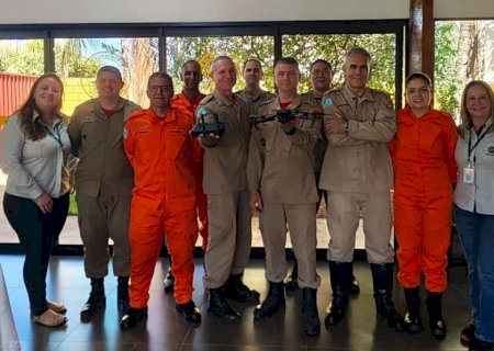 Ivinhema - Bombeiros Militar recebe doação de um drone da Adecogro