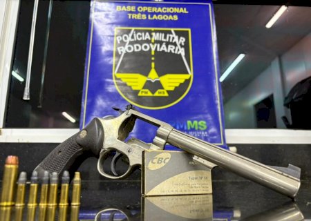PMR prende homem por porte ilegal de arma de fogo durante fiscalização na MS -112