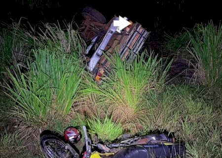 Grave acidente na MS -488 mata duas pessoas