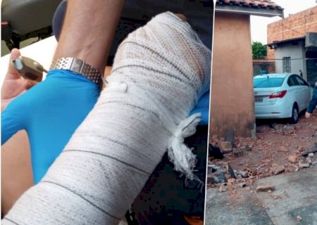 Nova Andradina - Confusão entre vizinhas termina em agressão com marreta e colisão de carro em muro