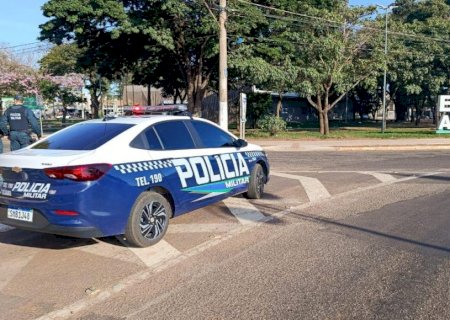 Polícia Militar atende ocorrência de perturbação do sossego e conduz proprietária de veículo à Delegacia em Nova Andradina