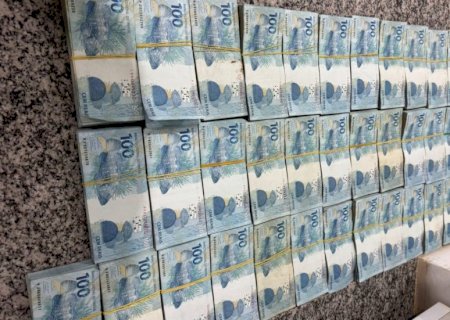 PRF apreende R$ 580 mil em dinheiro dentro de mochila durante fiscalização na BR-163