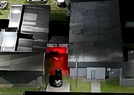 Ataque a tiros dentro de casa, deixa jovem morto e crianças em choque