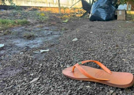 Homem de 60 anos é assassinado com golpe de faca no peito em bar