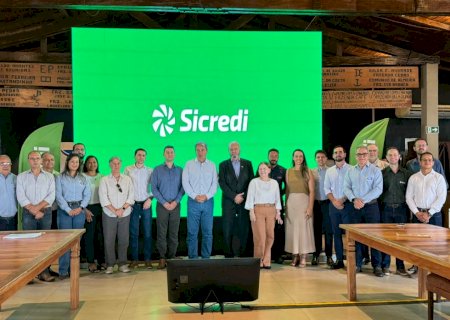 Fundo Social do Sicredi fortalece assistência hospitalar com entrega de equipamentos à Santa Casa