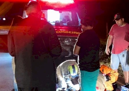 Ciclista cai na MS-134 e interdita rodovia entre Batayporã e Nova Andradina